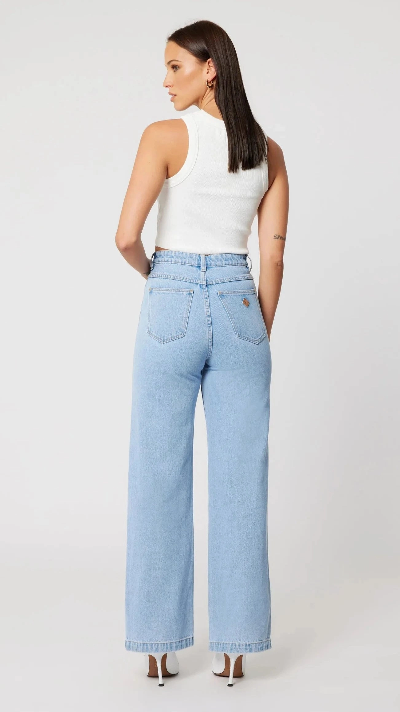 Abrand 94 Wide - Kendall