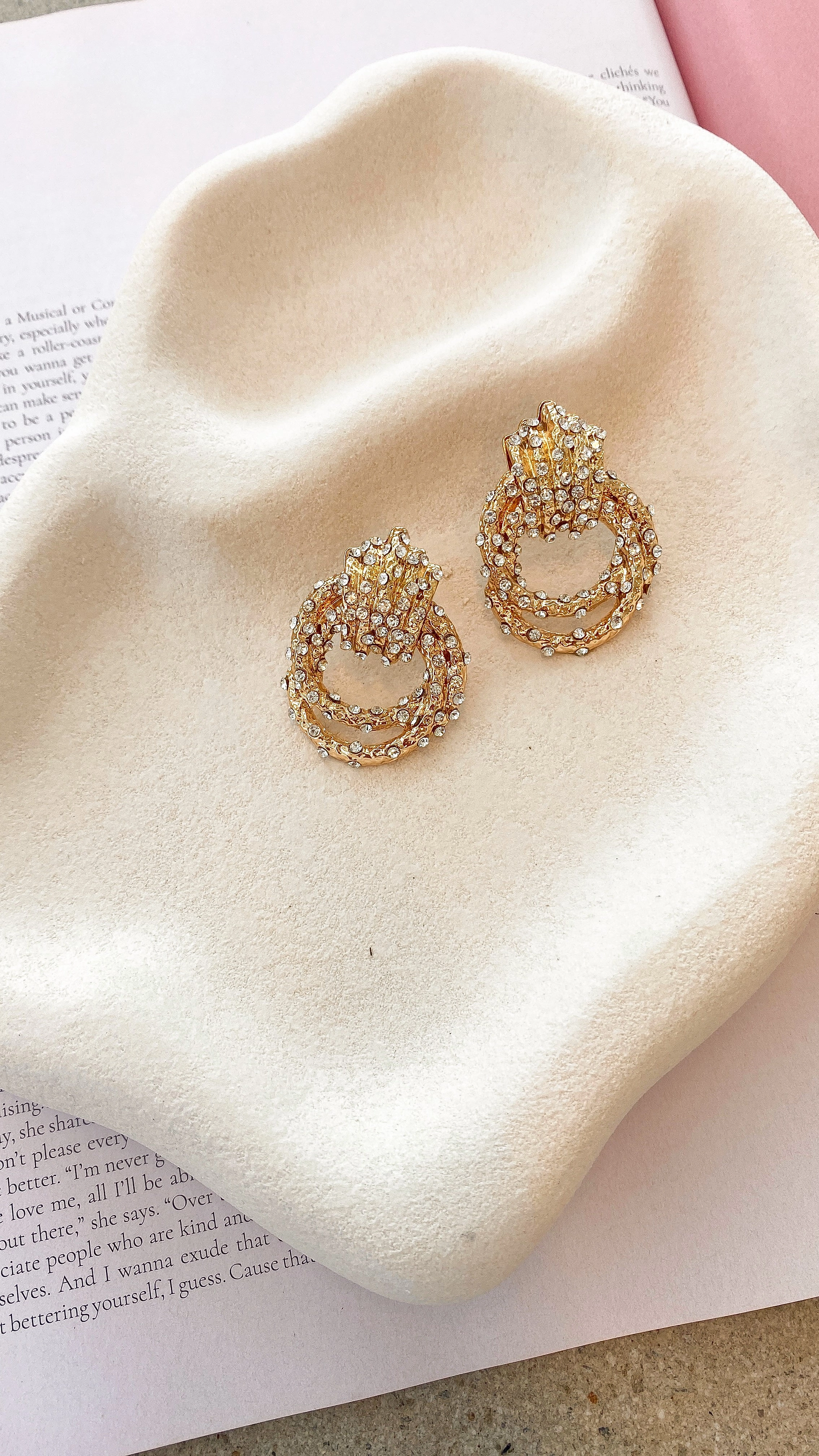 ala Earrings - Gold