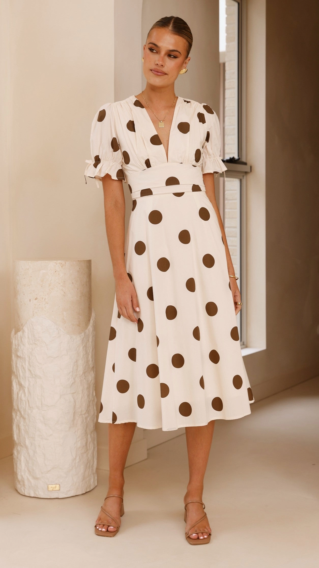 Alondra Midi Dress - White/Camel