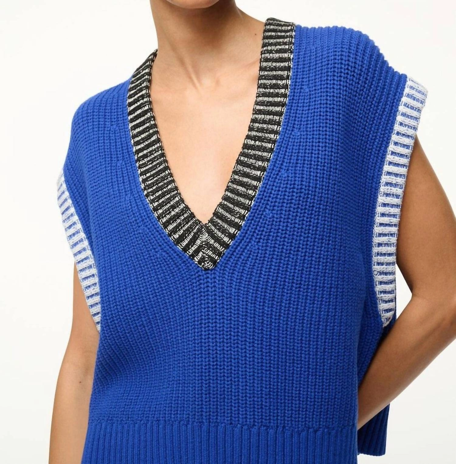 Americana Sweater In Deep Sea/black/ivory