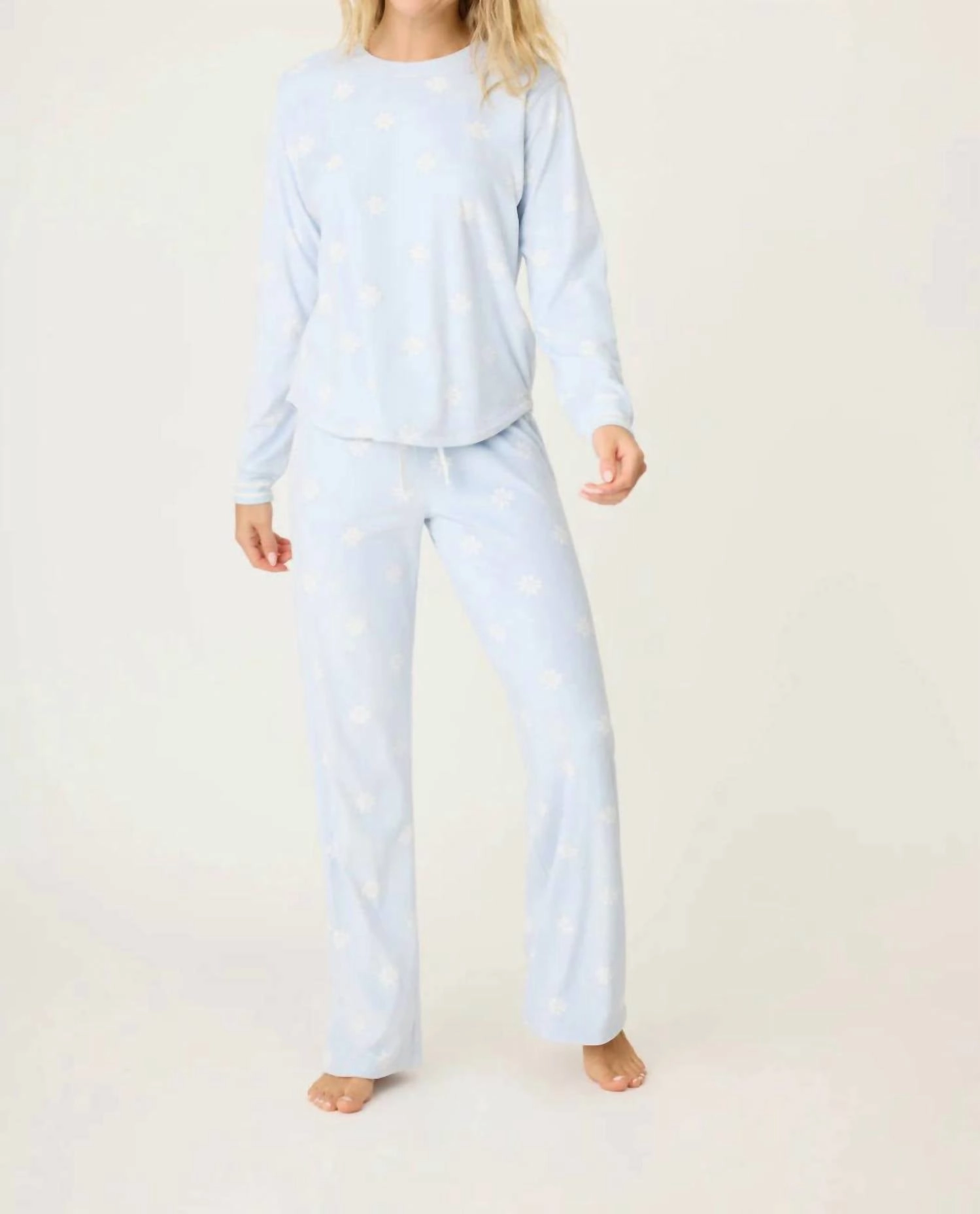 Aprs All Day Velour Pj Set In Blue Whisper