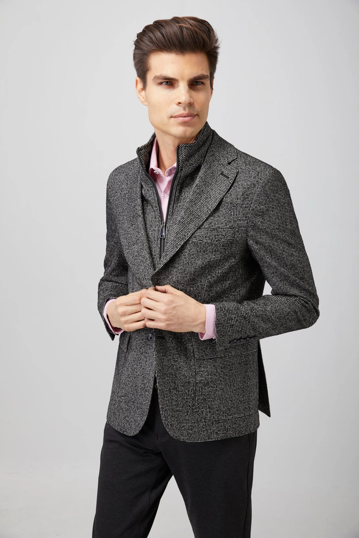 Black and White Zip Up Houndstooth Sportcoat
