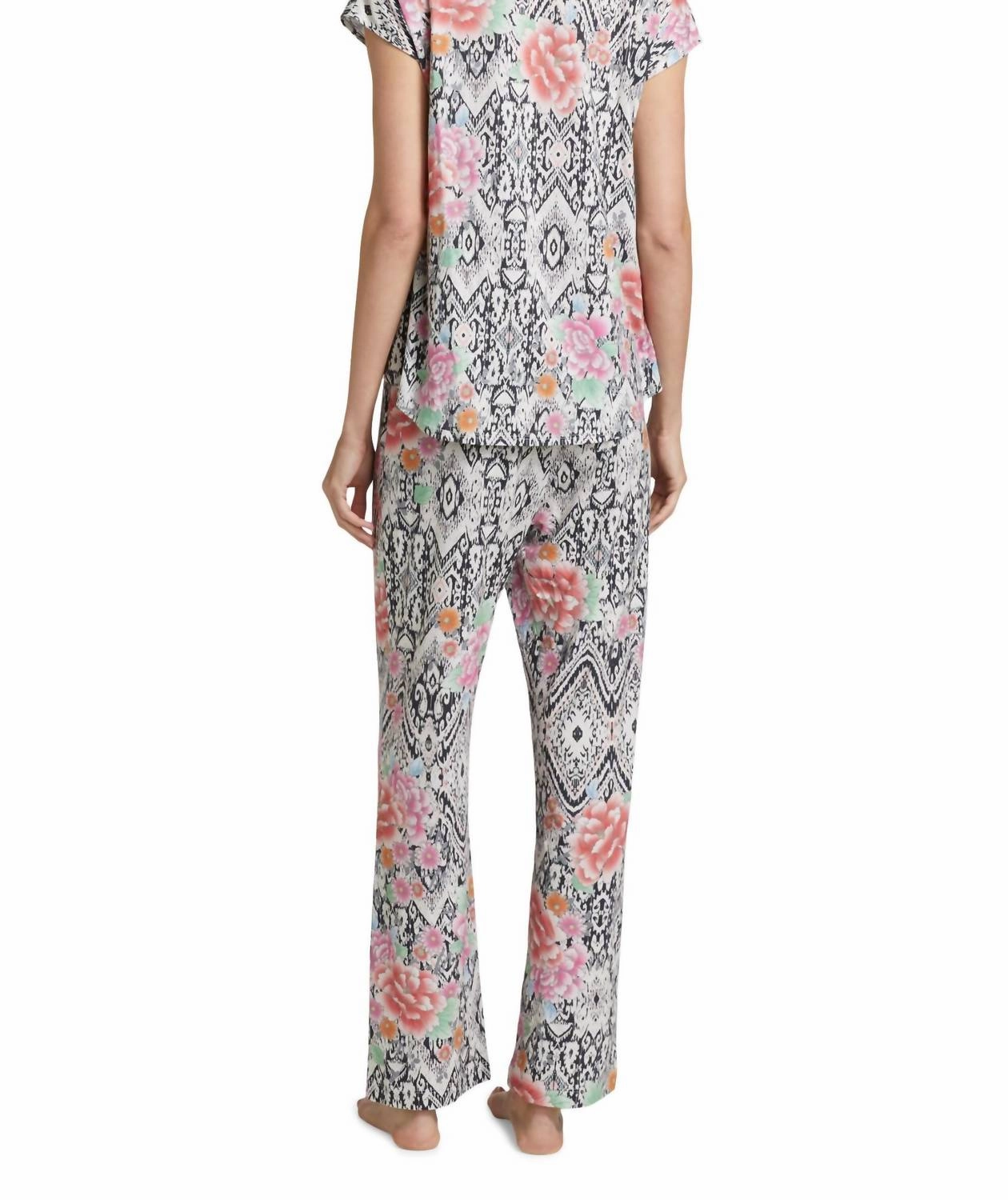 Bobby Pajama Set In Azzie Flower Neo