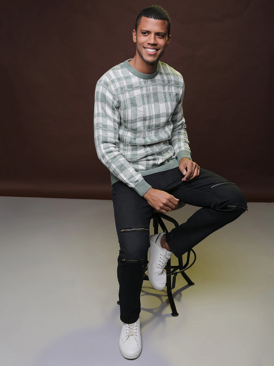 Campus Sutra Men Stylish Checks Casual Sweaters