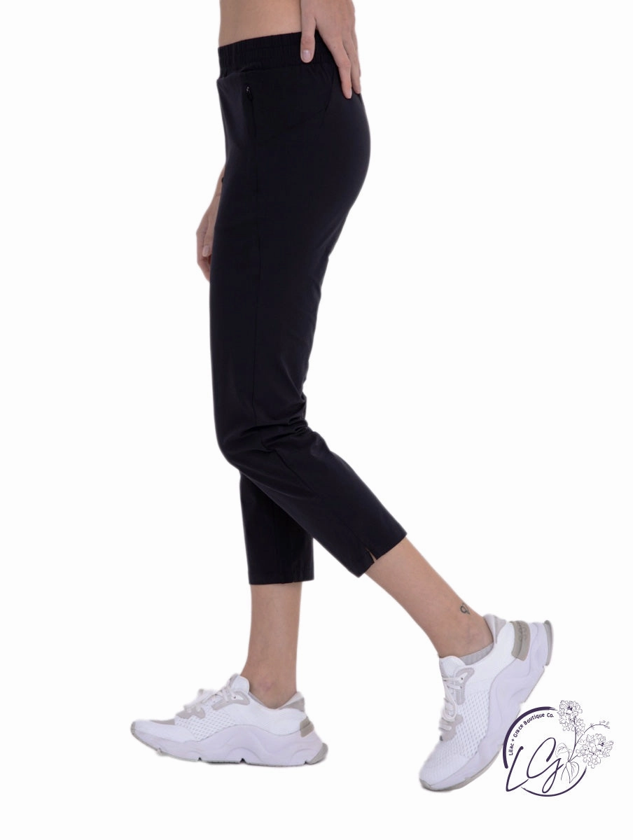 Capri Active Pants