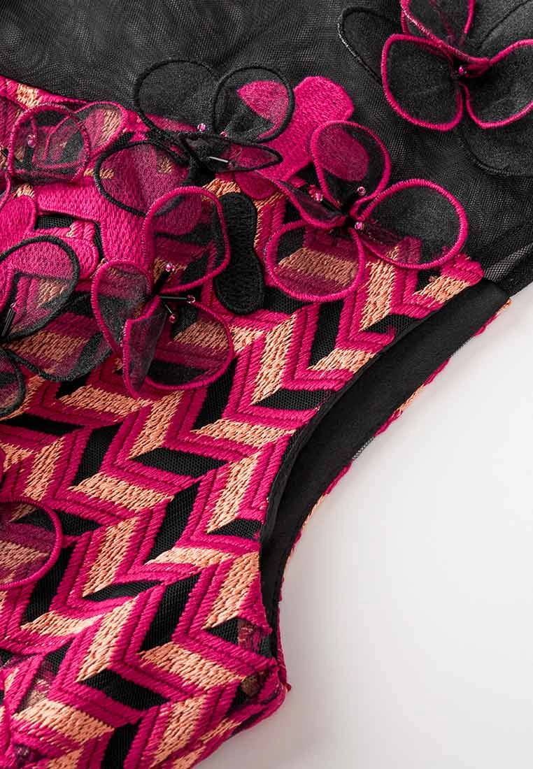 Chevron Embroidery Sleeveless Cocktail Dress