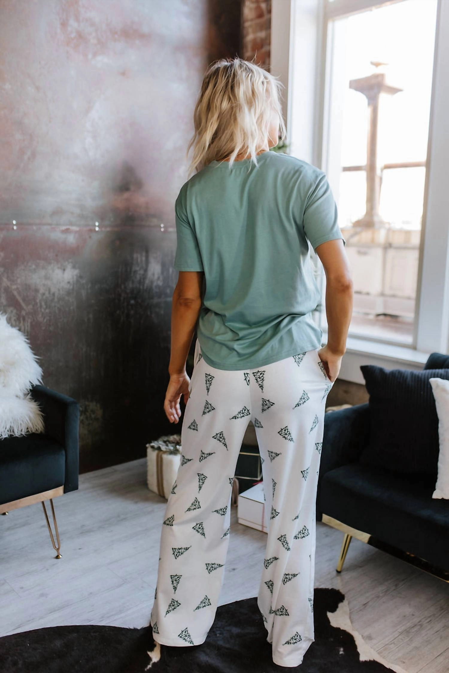Christmas Vibes Loungewear Set In Skobeloff