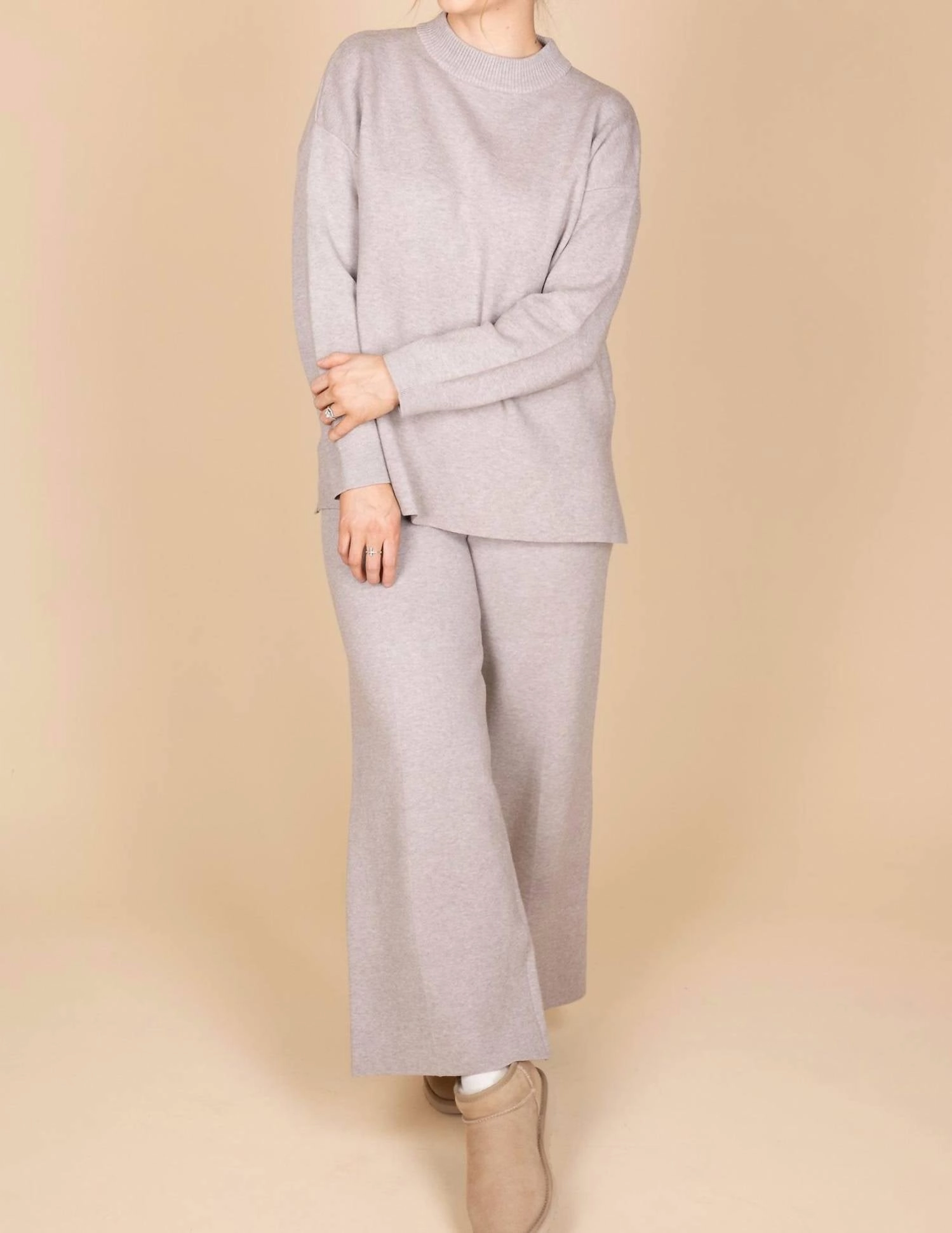 Clara Comfort Set In Grey