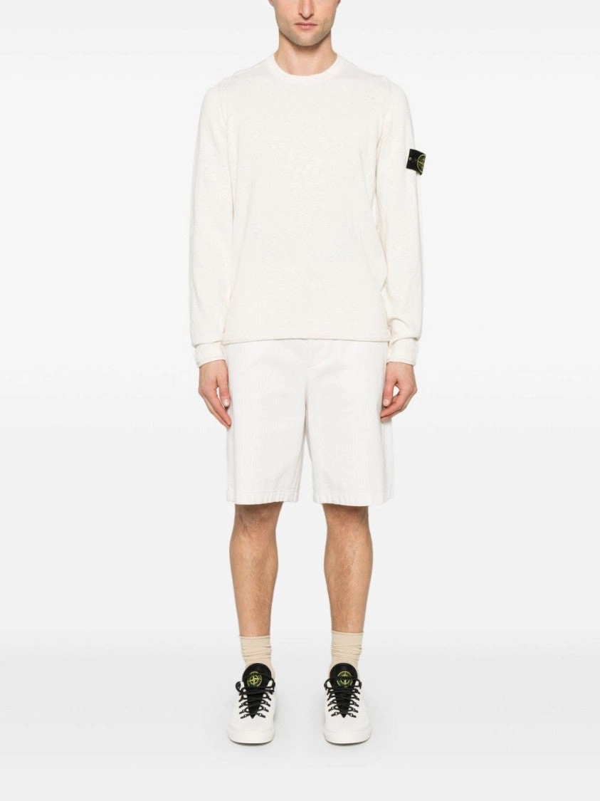 Classic Crew Neck Sweater With Ribbed-Knit Edges