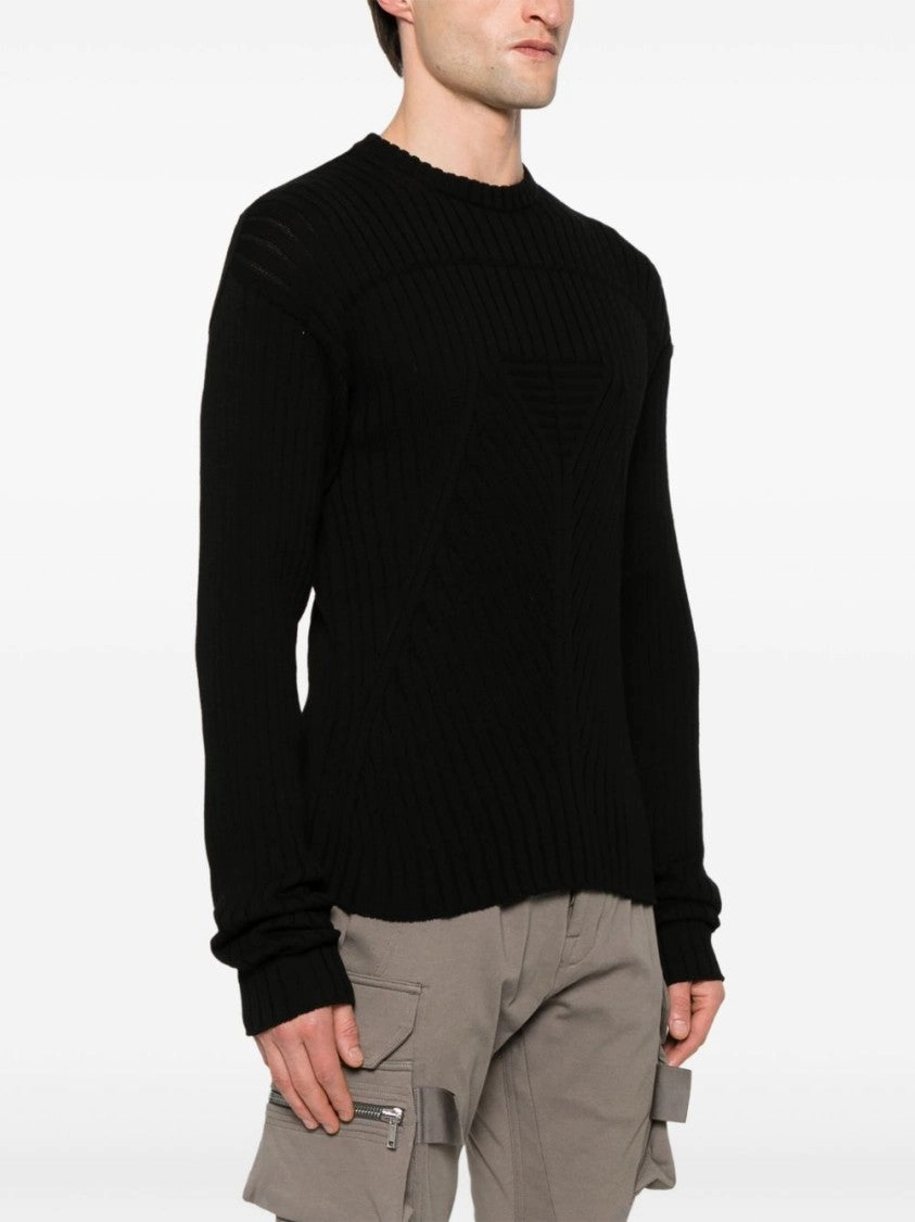 Crew Neck Sweater With Drop Shoulder Design And Seam Detailing