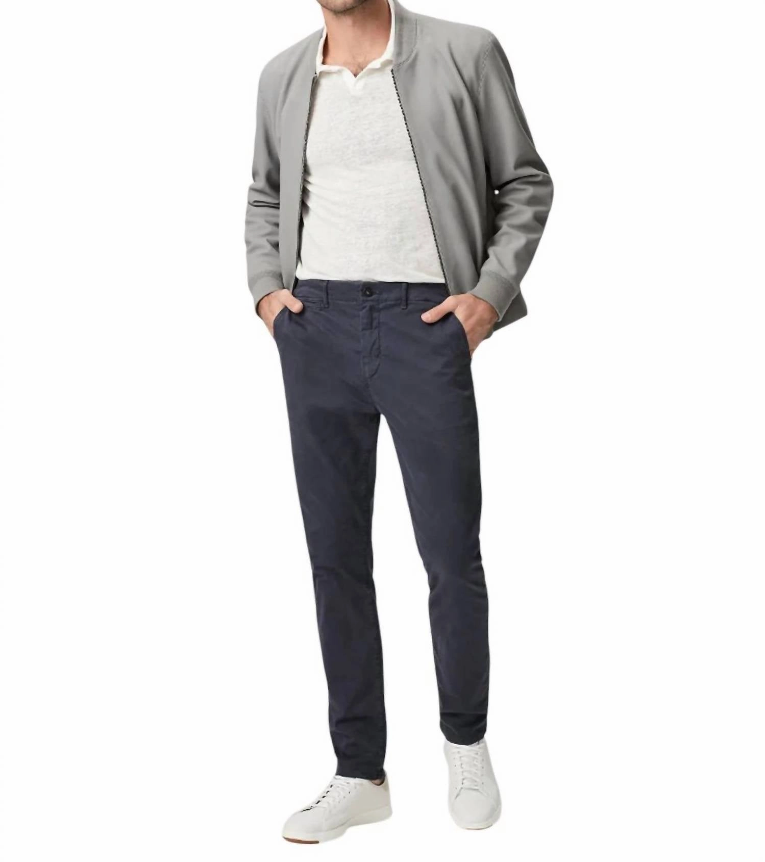 Danford Chino Pants In Deep Anchor