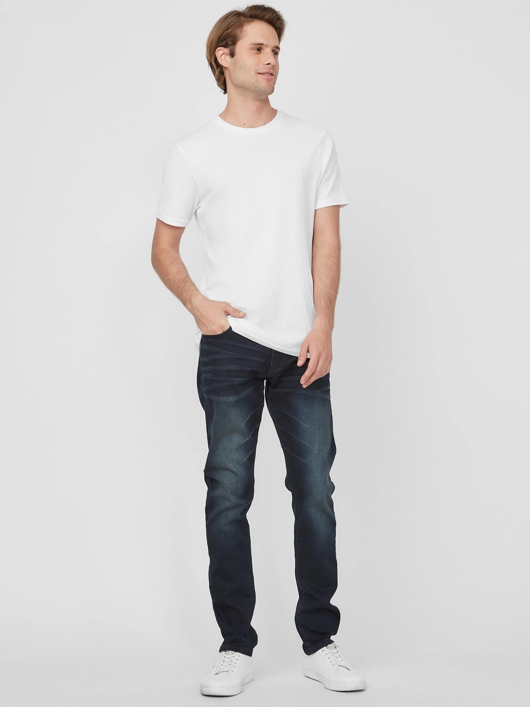 Delmar Slim Straight Jeans