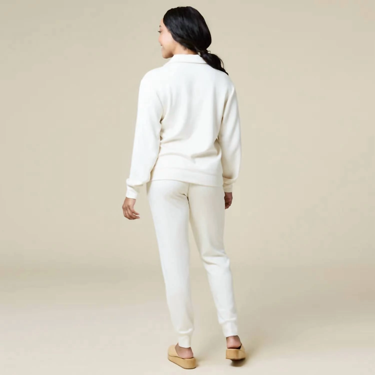 Dreamtech Johnny Collar Lounge Set In Almond