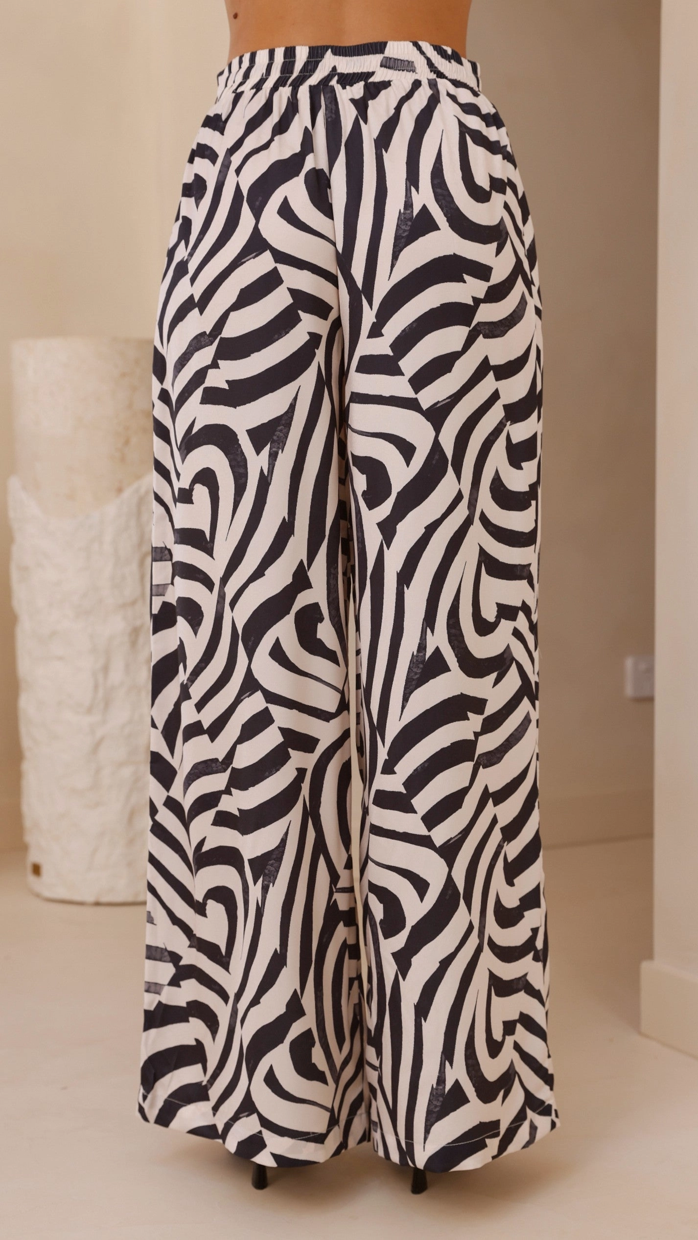 Eisley Pants - Black / Beige Geo Print