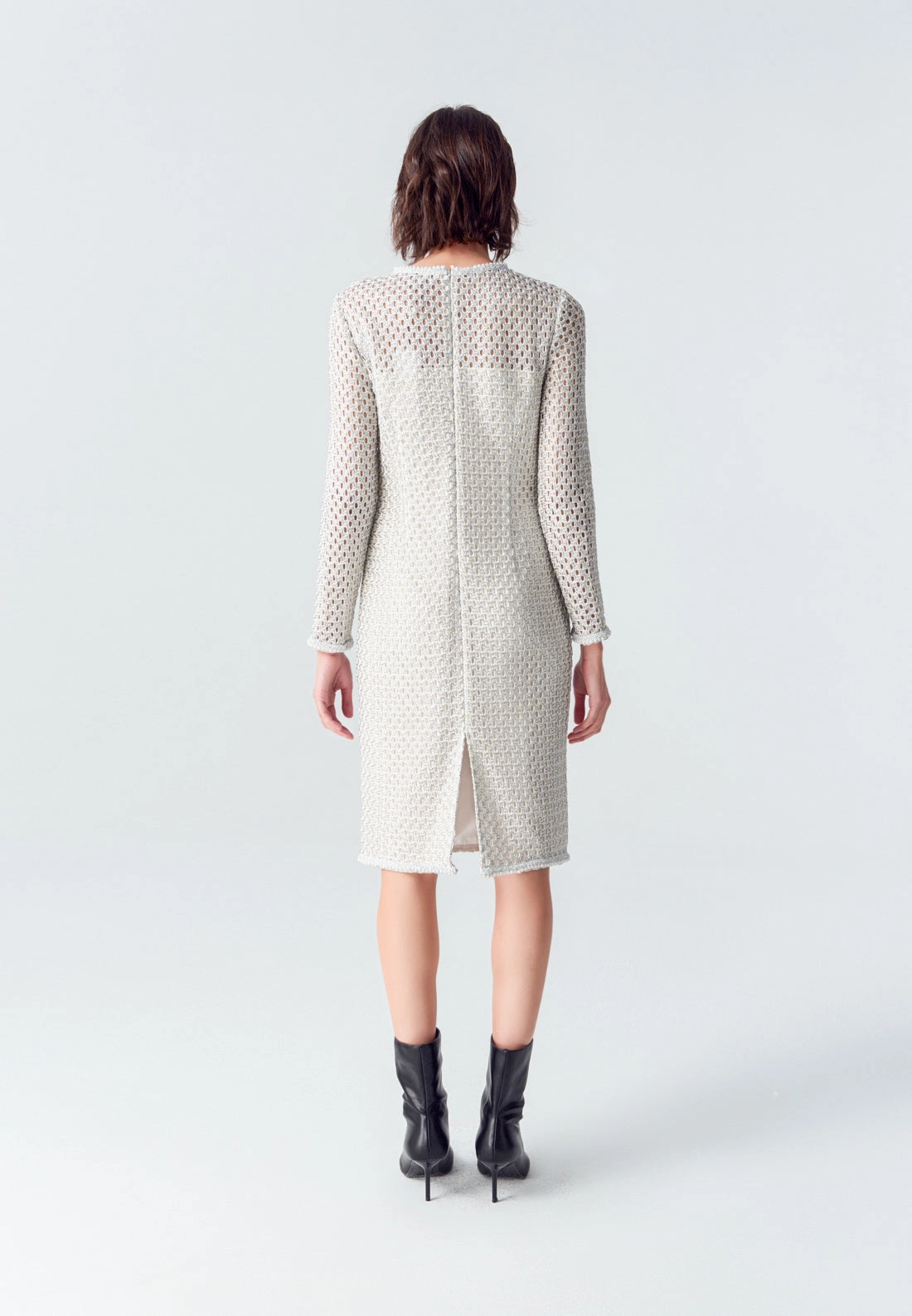 Elegant Silver Lace Long-sleeved Midi Dress