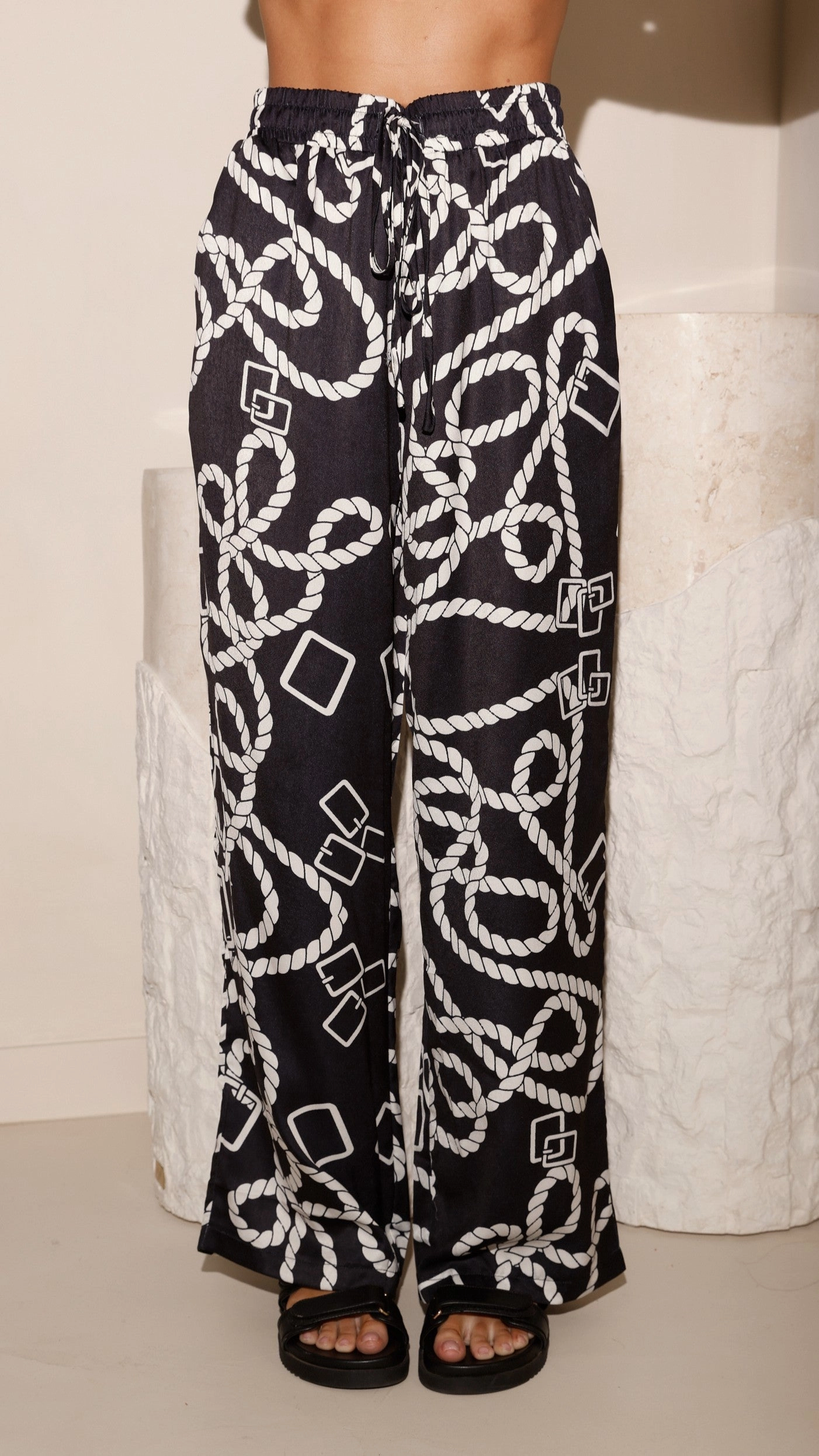 Fergie Pants - Black / White Print