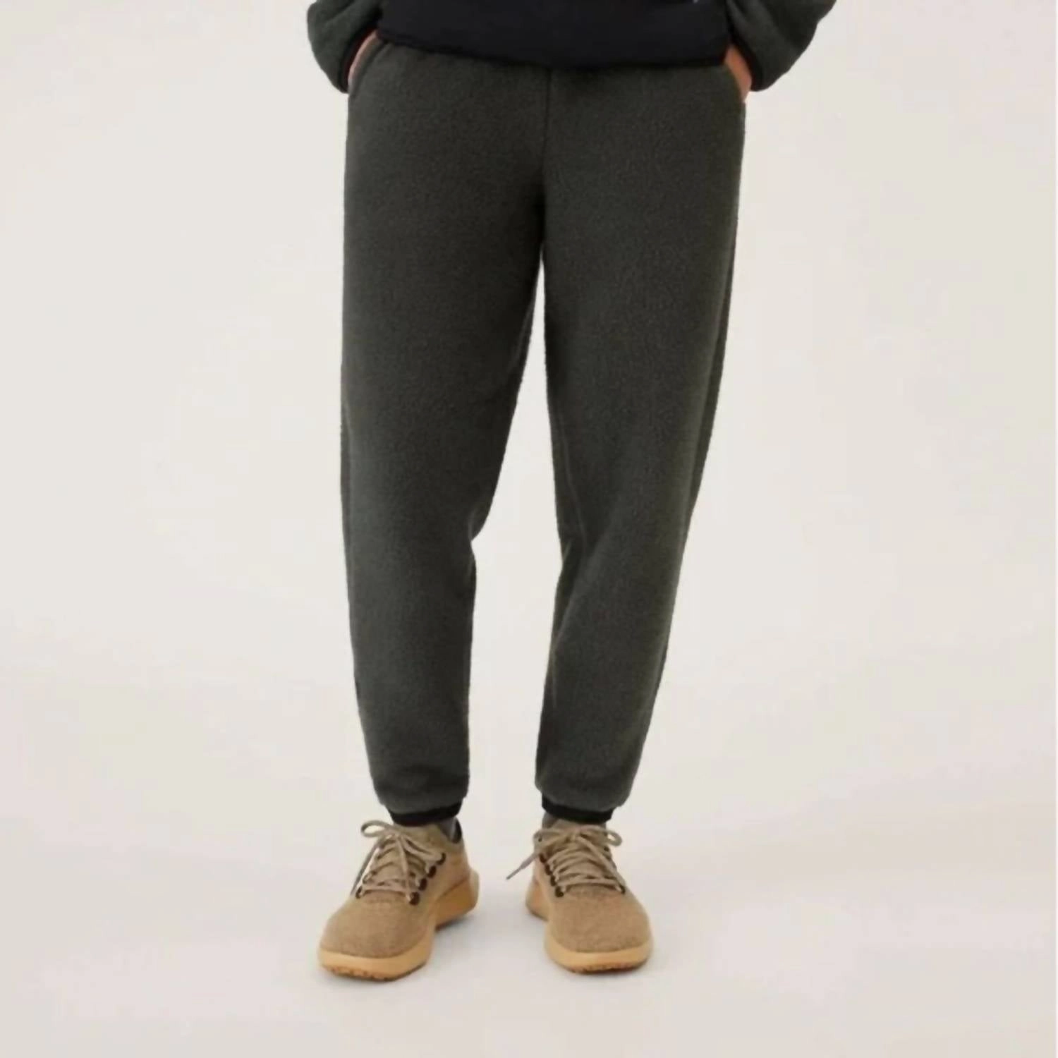 Fluff Fleece Wool Joggers Sweatpants In Natural Black