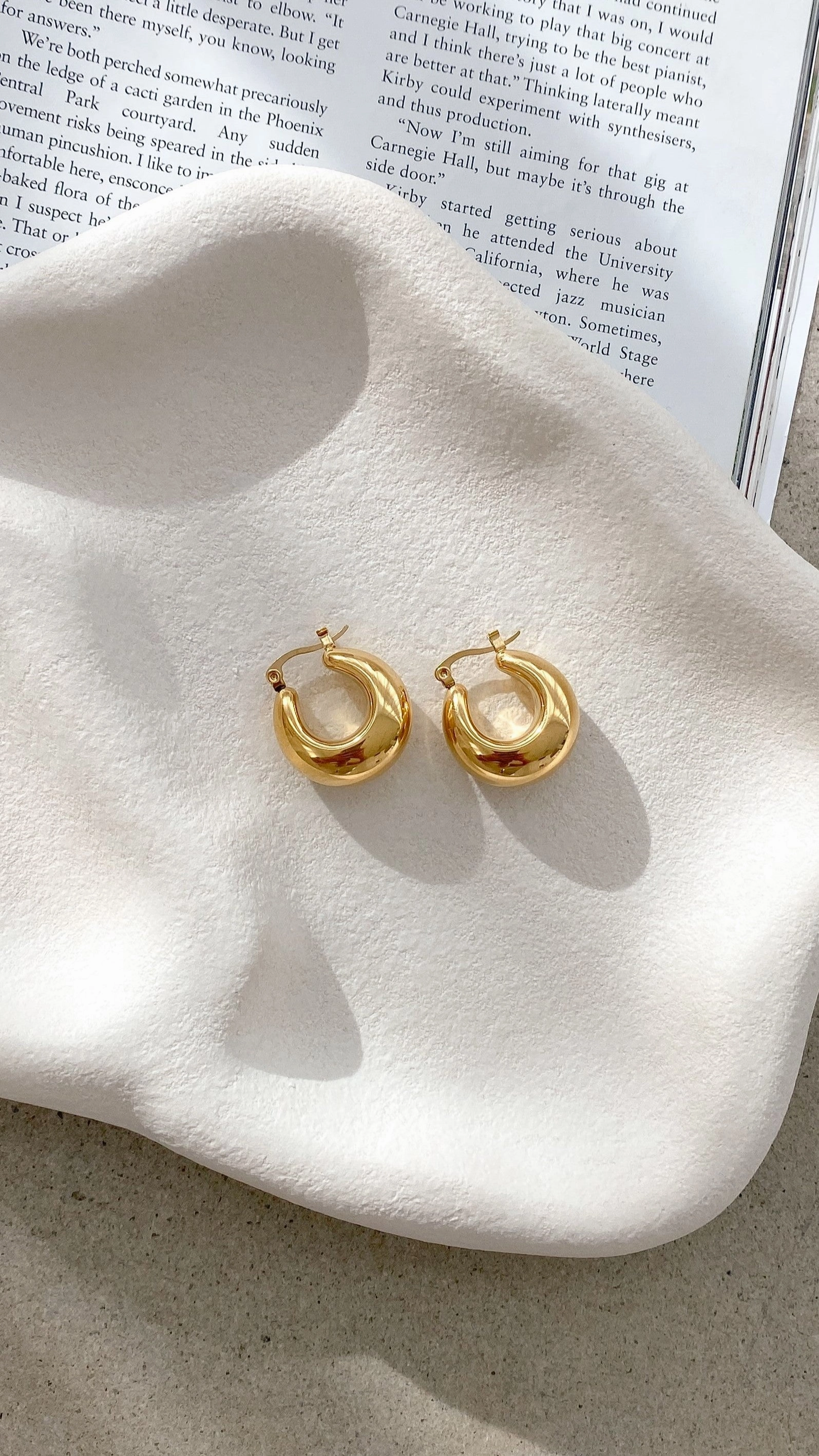 Forte Hoop Earrings - Gold