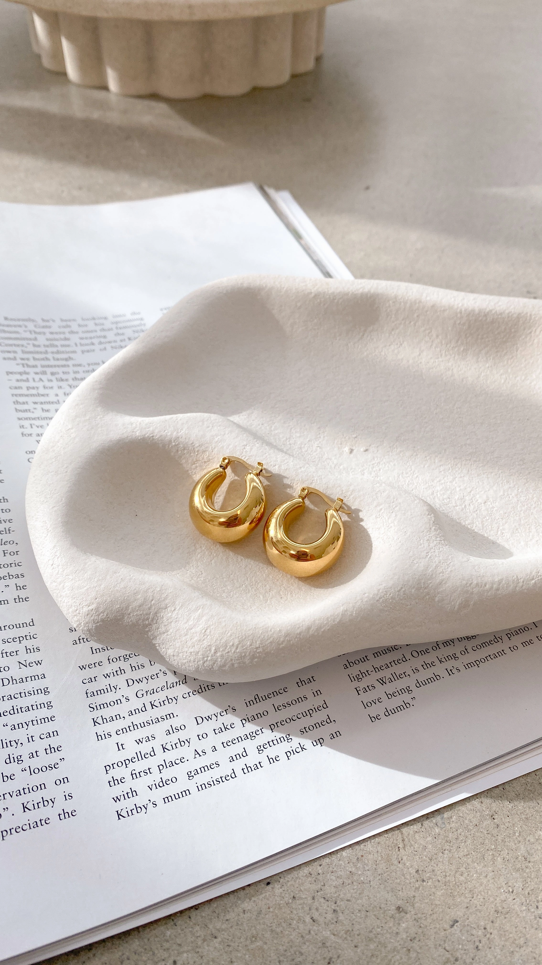Forte Hoop Earrings - Gold