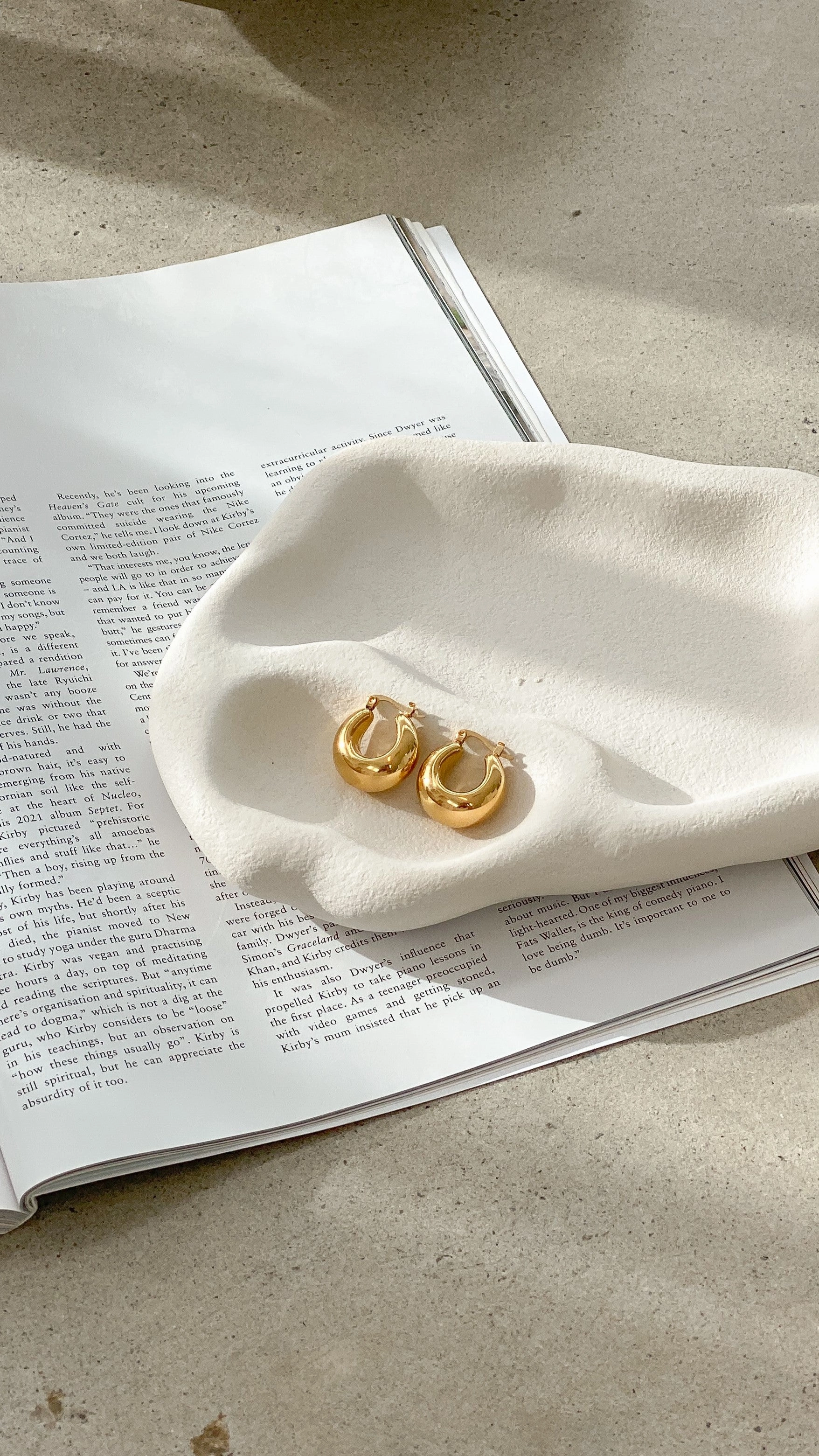 Forte Hoop Earrings - Gold