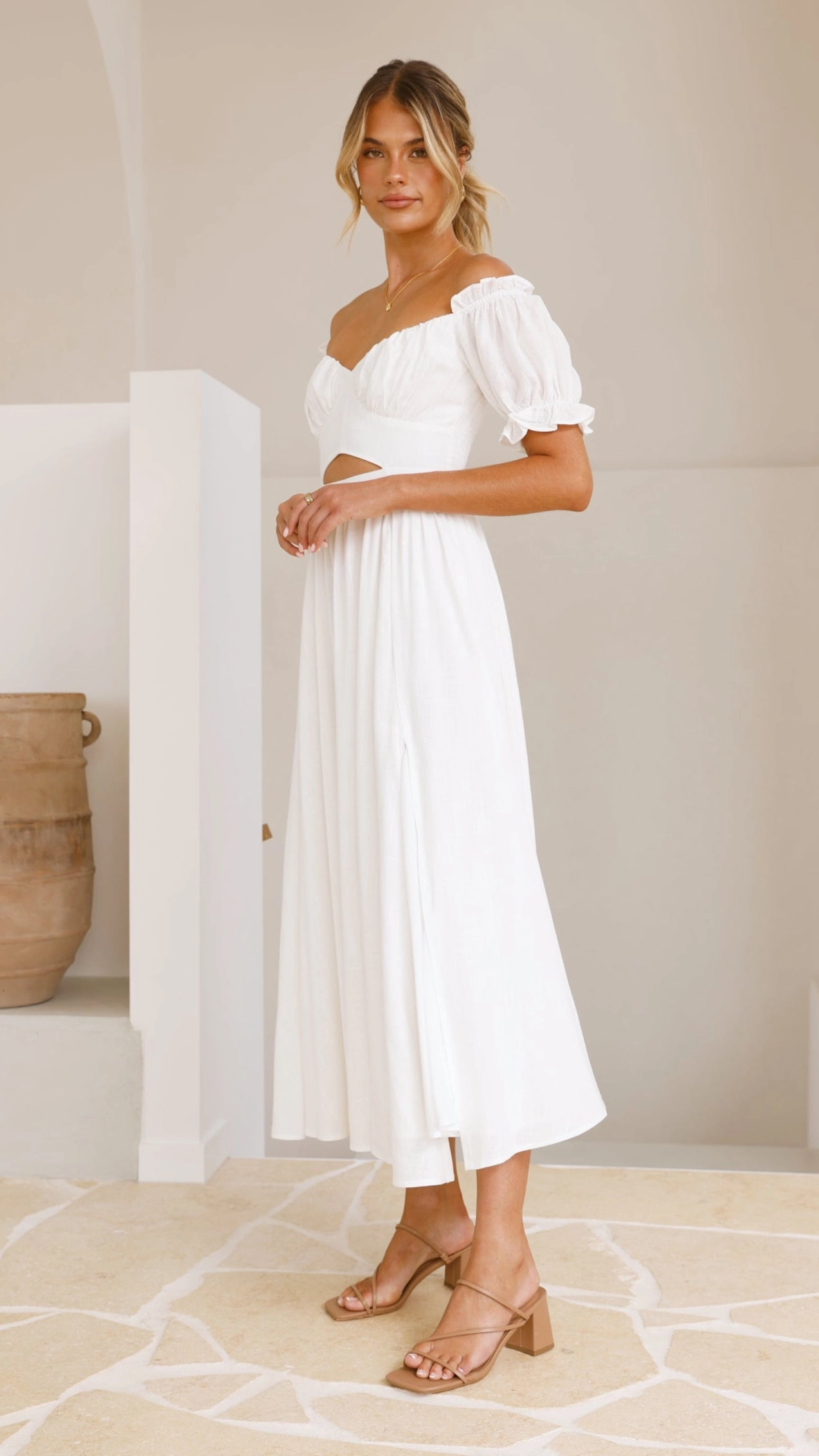 Hulu Maxi Dress - White