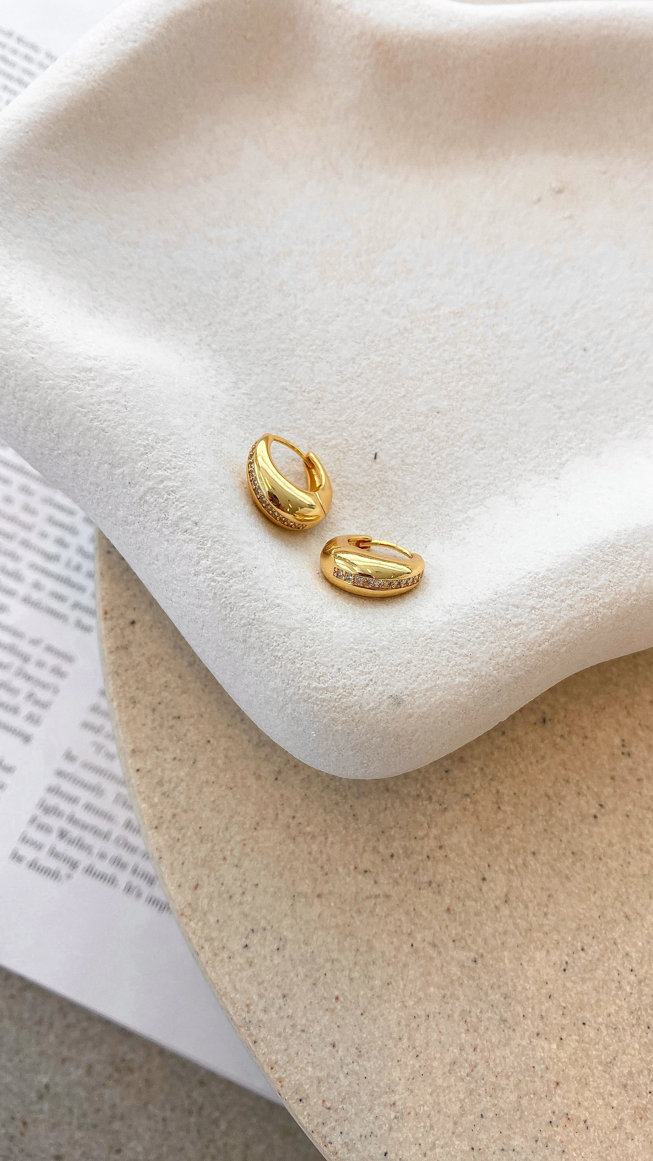 Jacquotte Earrings - Gold
