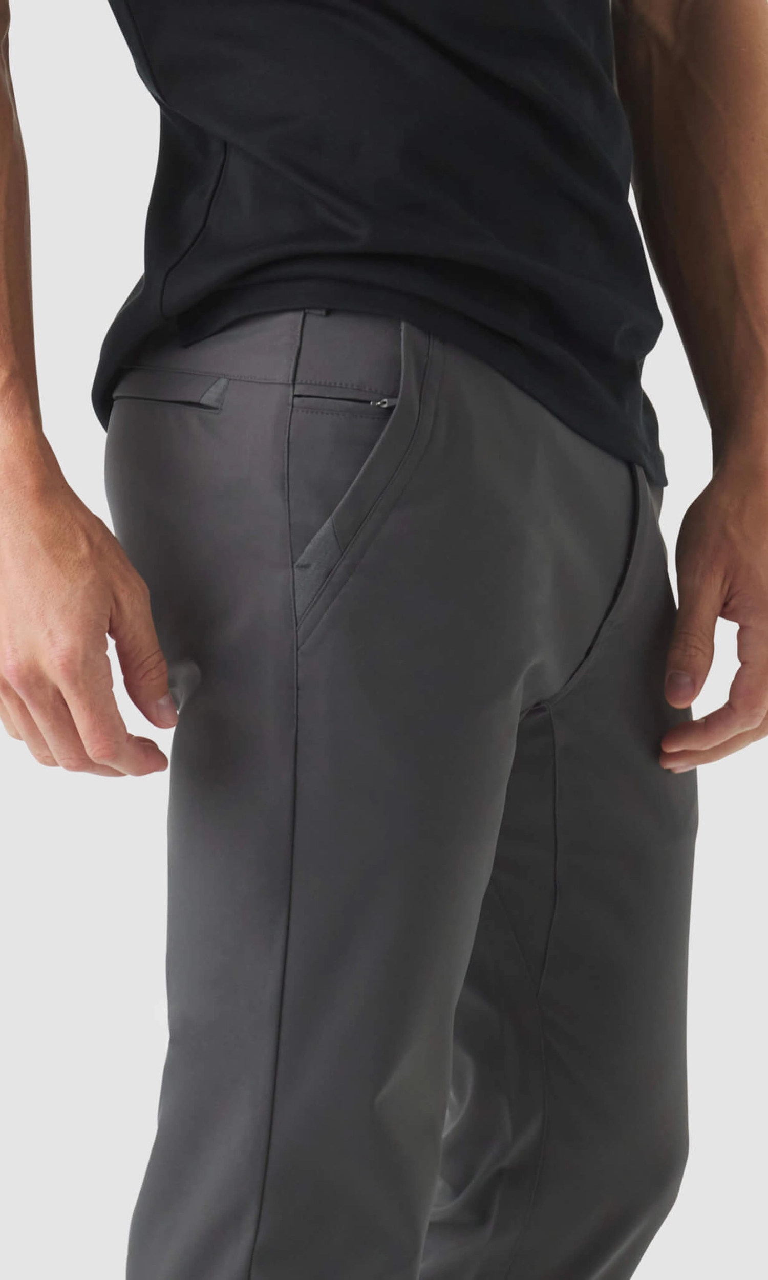 Jetsetter Tech Pant Slim Fit in Charcoal Gray