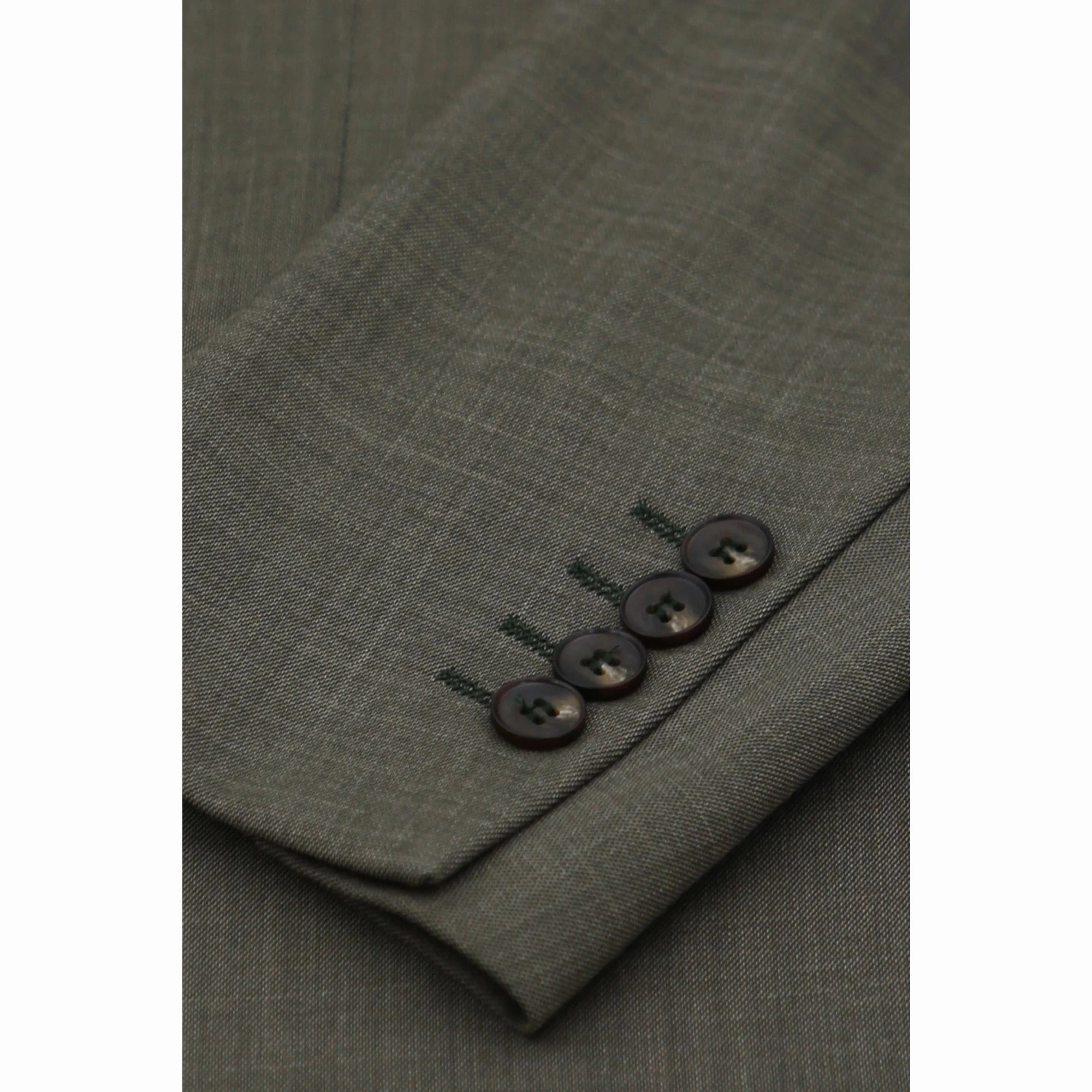 Kurt 3 Piece Tailored Fit Suit