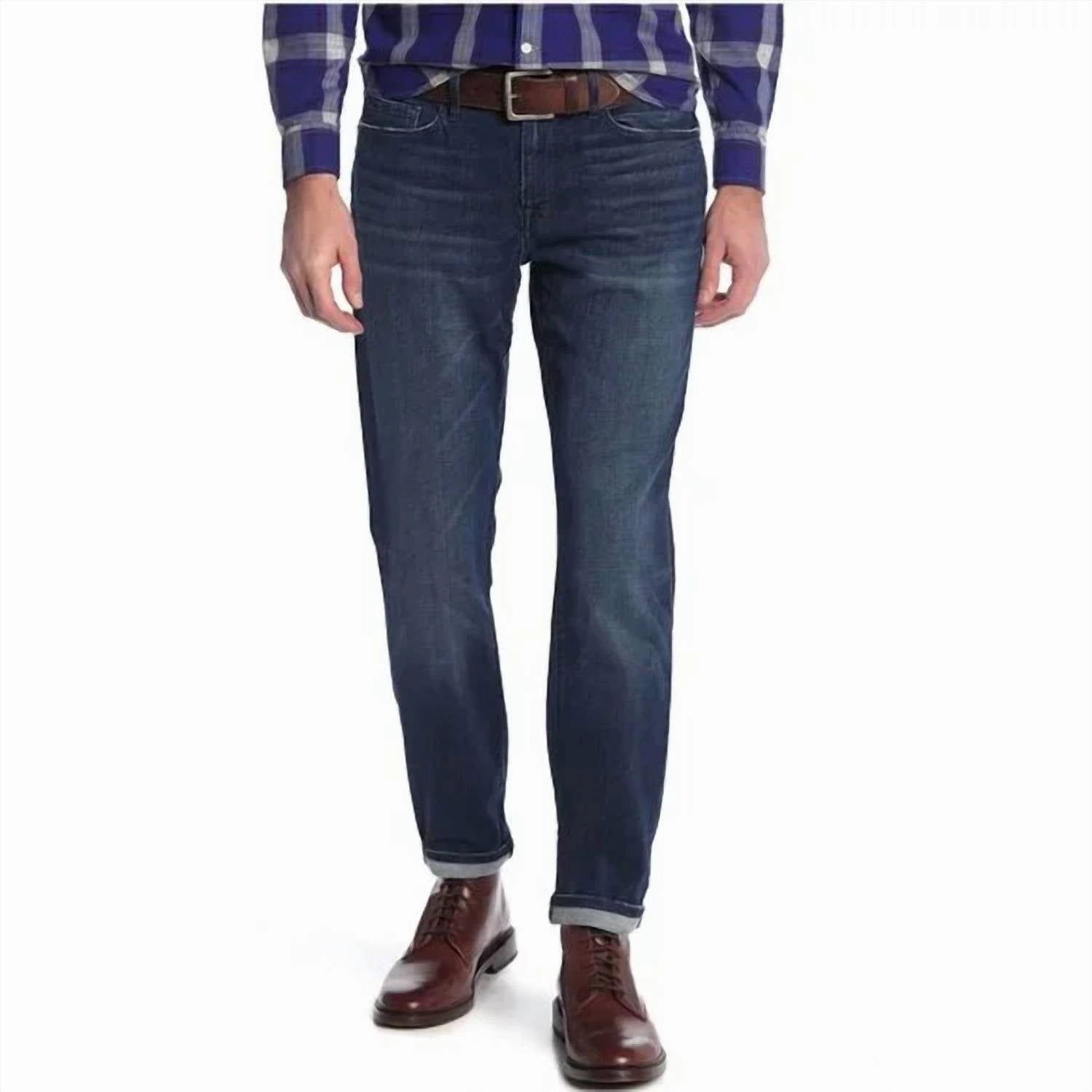 L'homme Slim In Cabrillo