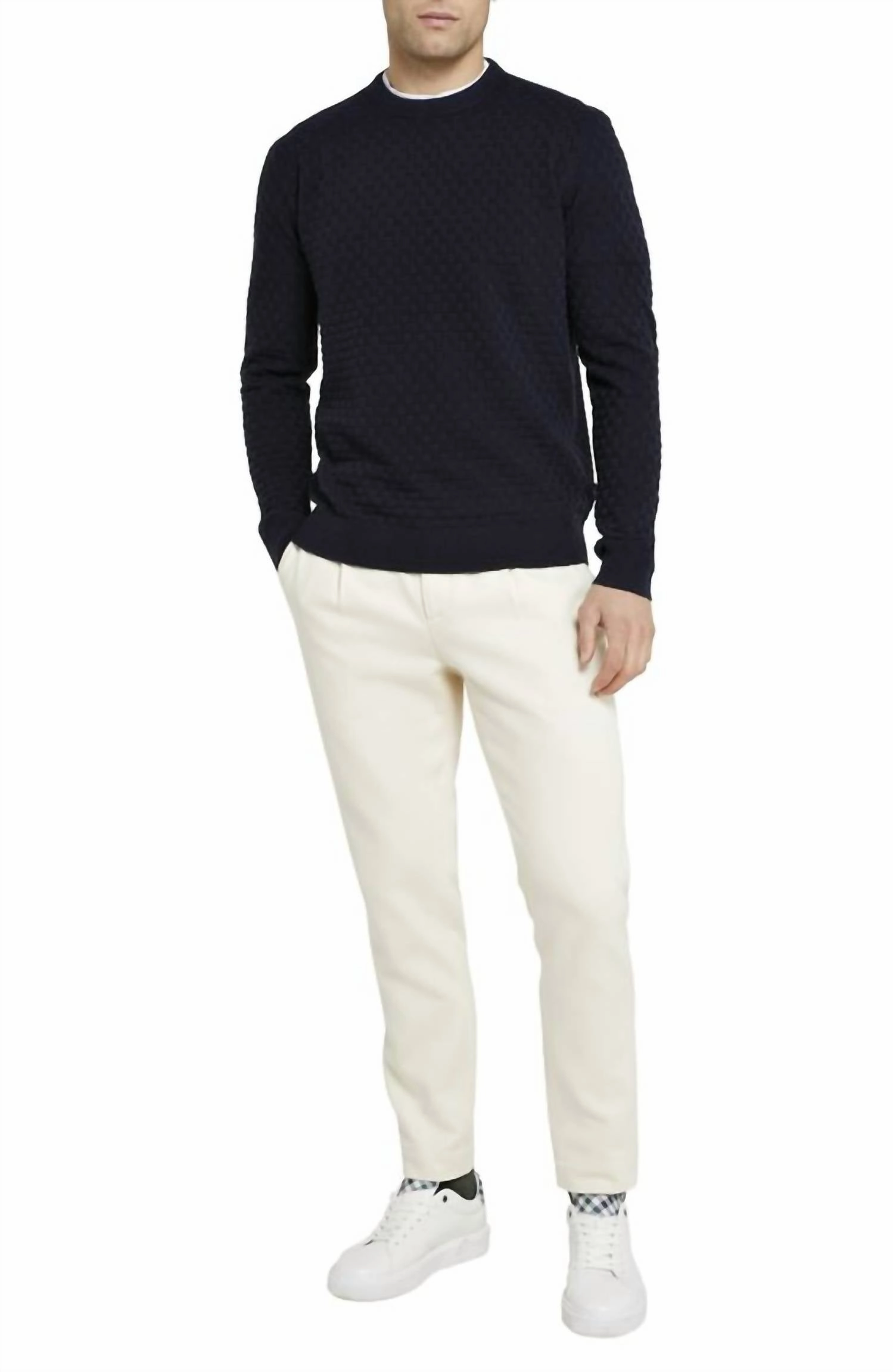 Lentic Raglan Sleeve Pullover Sweater In Navy
