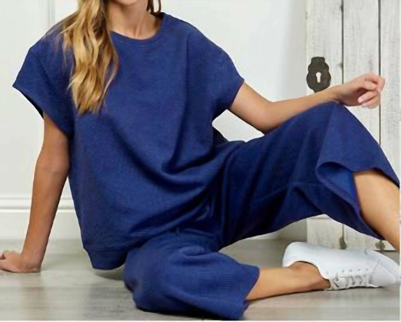 Madeline Textured Lounge Set In Navy