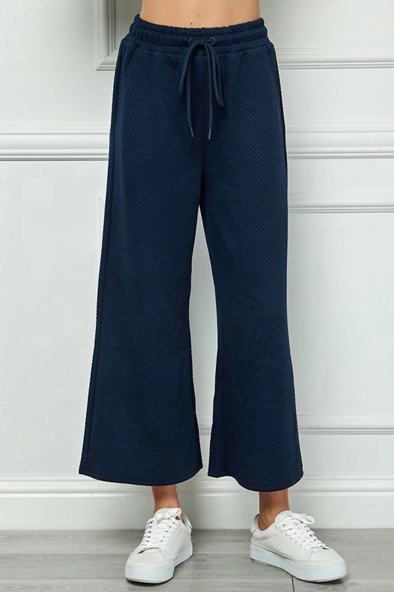 Madeline Textured Lounge Set In Navy