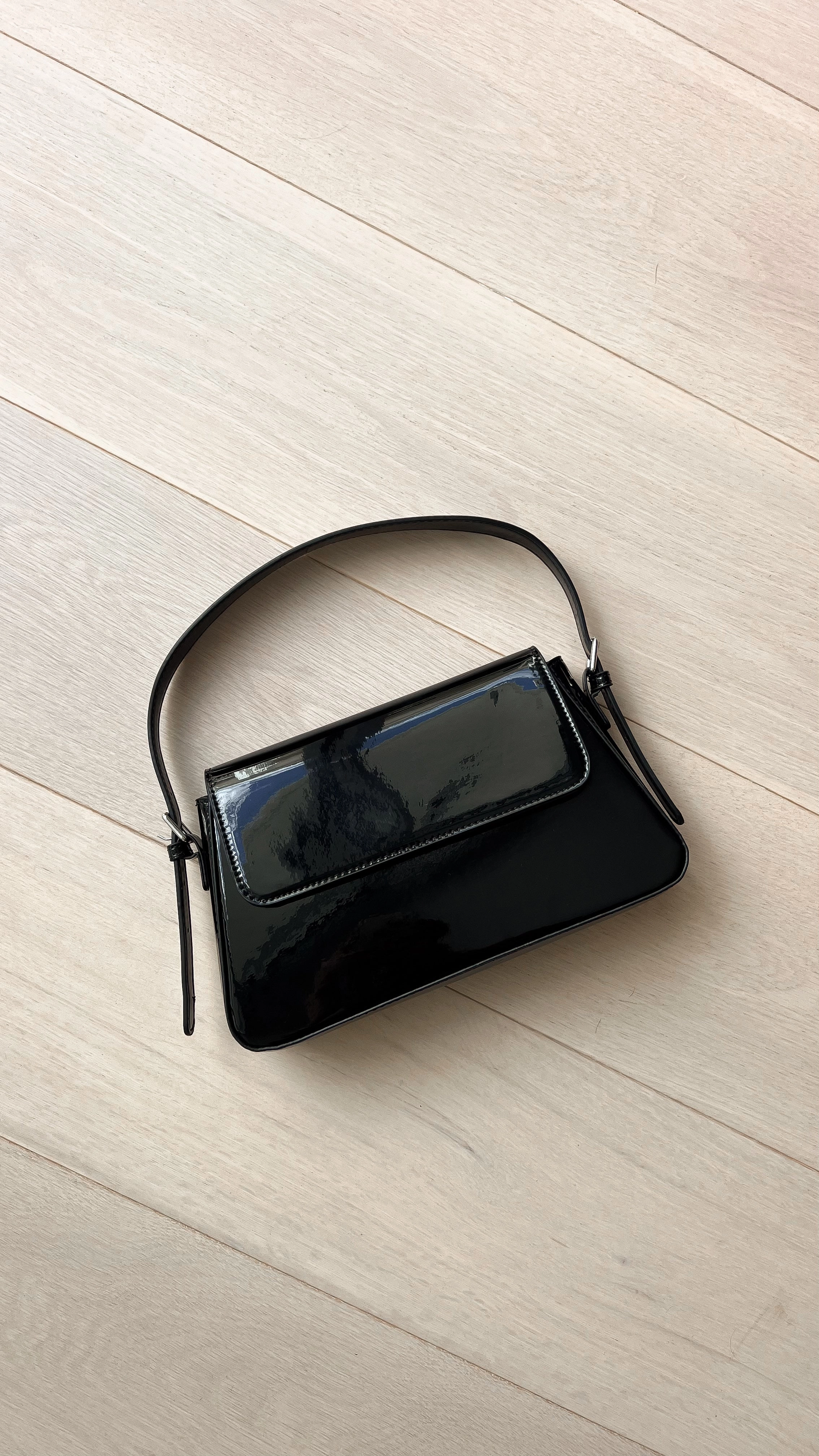Maisie High Shine Handbag - Black