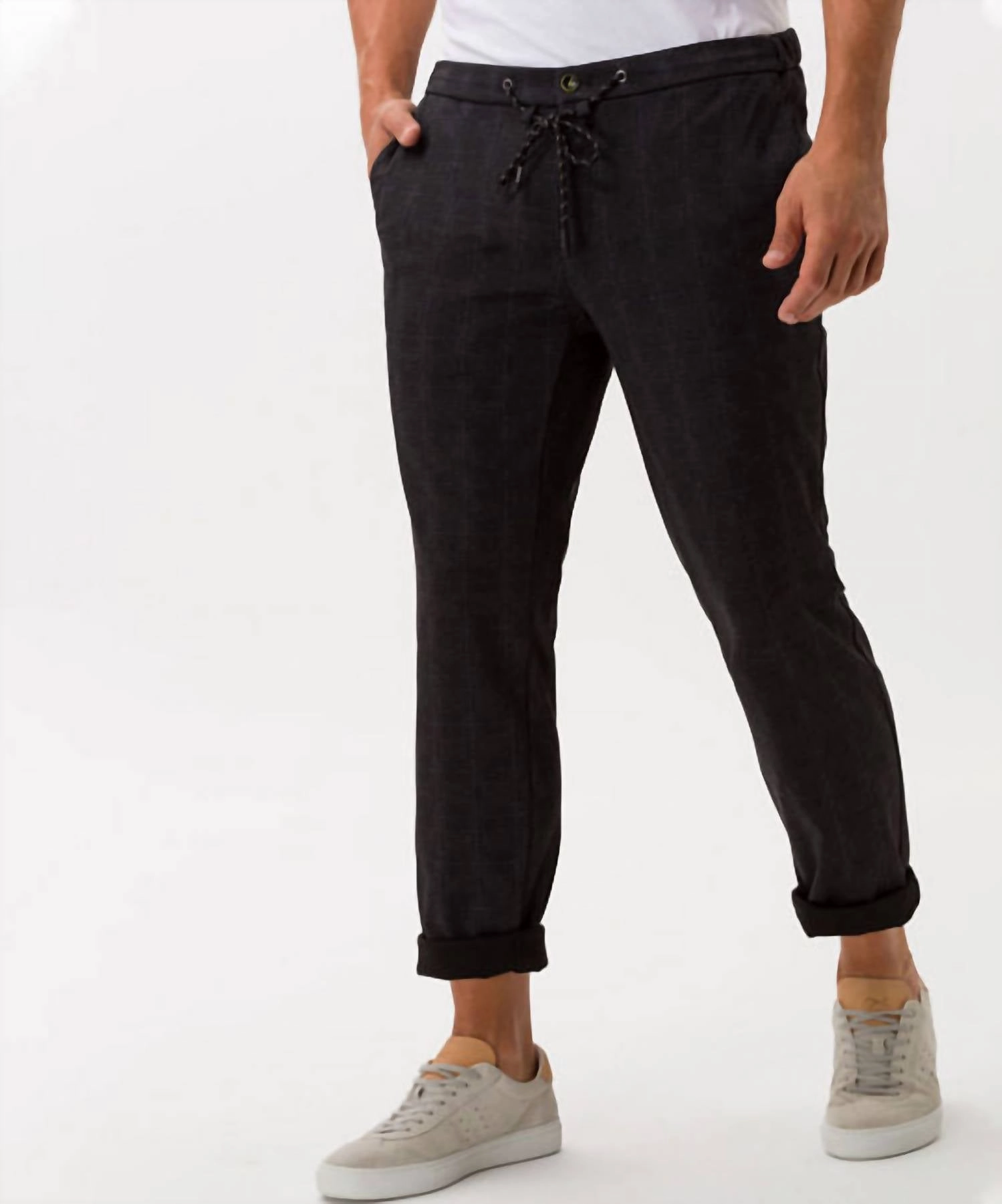 Men's J-Tech Drawstring Jogger In Black