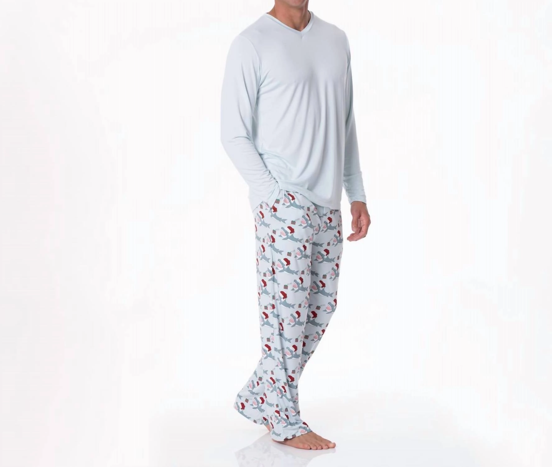 Men's Print Pajama Pants In Illusion Blue Holiday Sharks