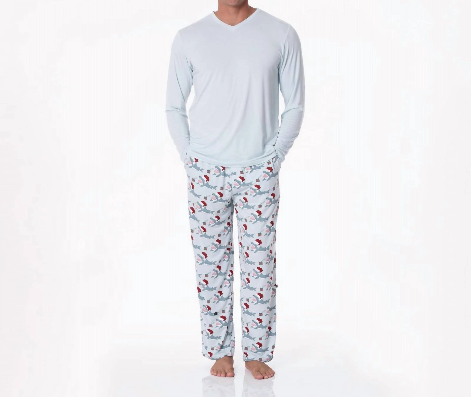 Men's Print Pajama Pants In Illusion Blue Holiday Sharks
