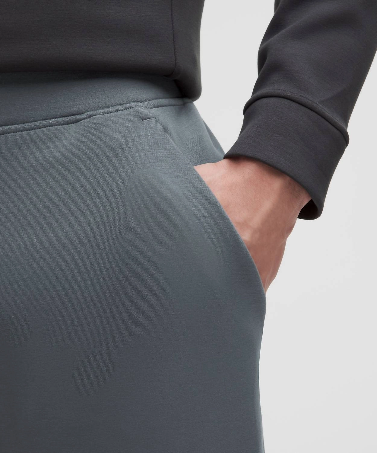Men's Smooth Spacer Jogger In Oil Grey