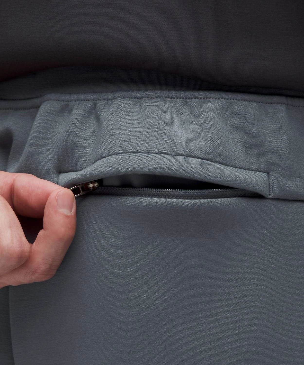 Men's Smooth Spacer Jogger In Oil Grey