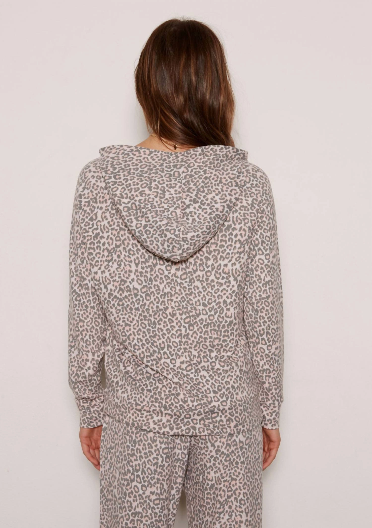 Mila Hoodie Jogger Set In Pale Pink Grey Leopard