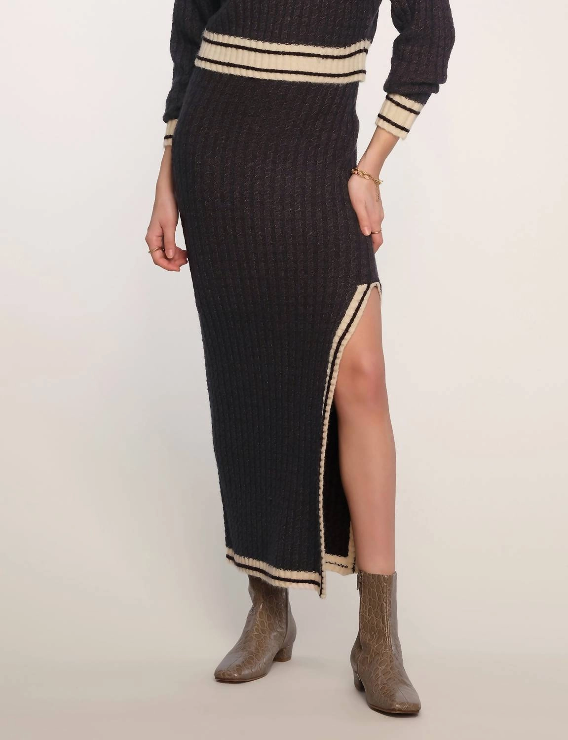 Mirella Set In Black