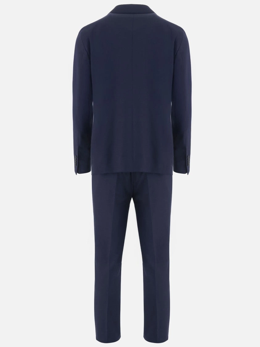 Navy Wool Suit With Tailored Fit