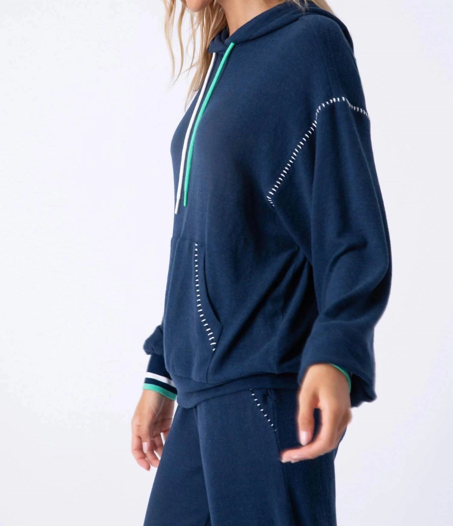 Ocean Breeze Lounge Set In Navy