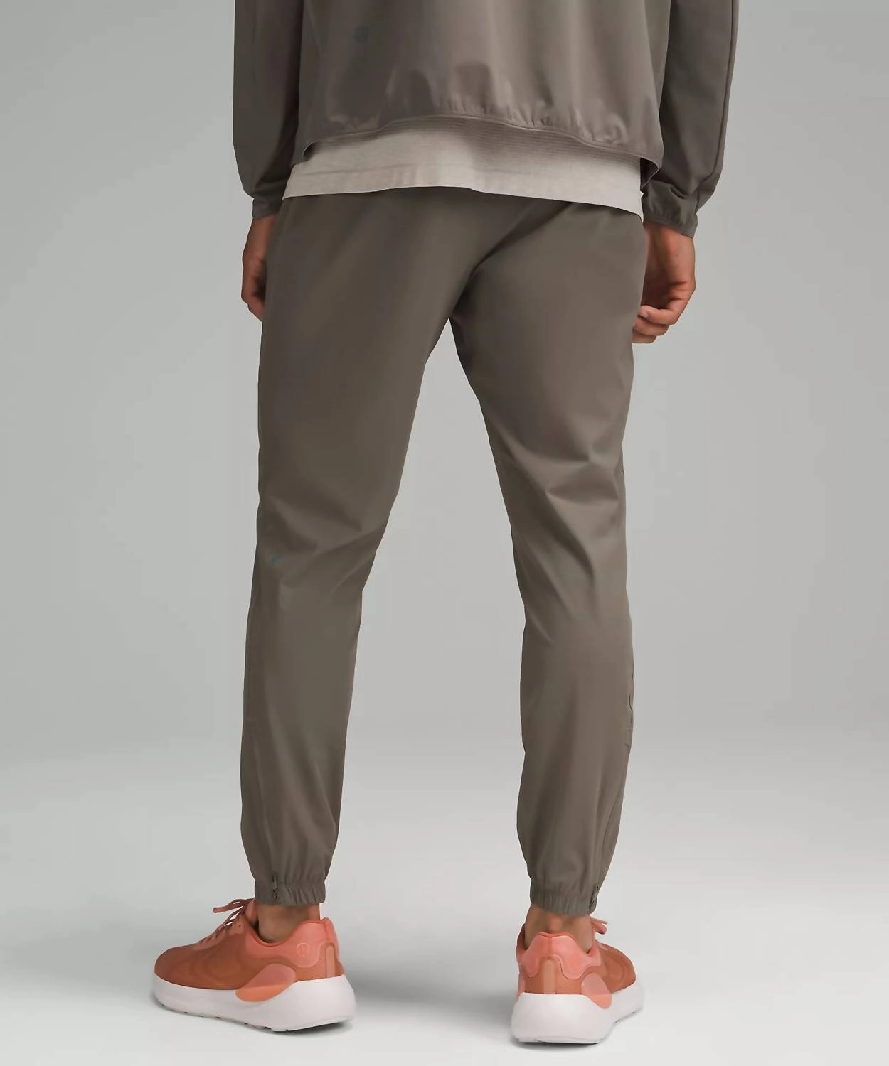 Pace Breaker Jogger Regular In Rover