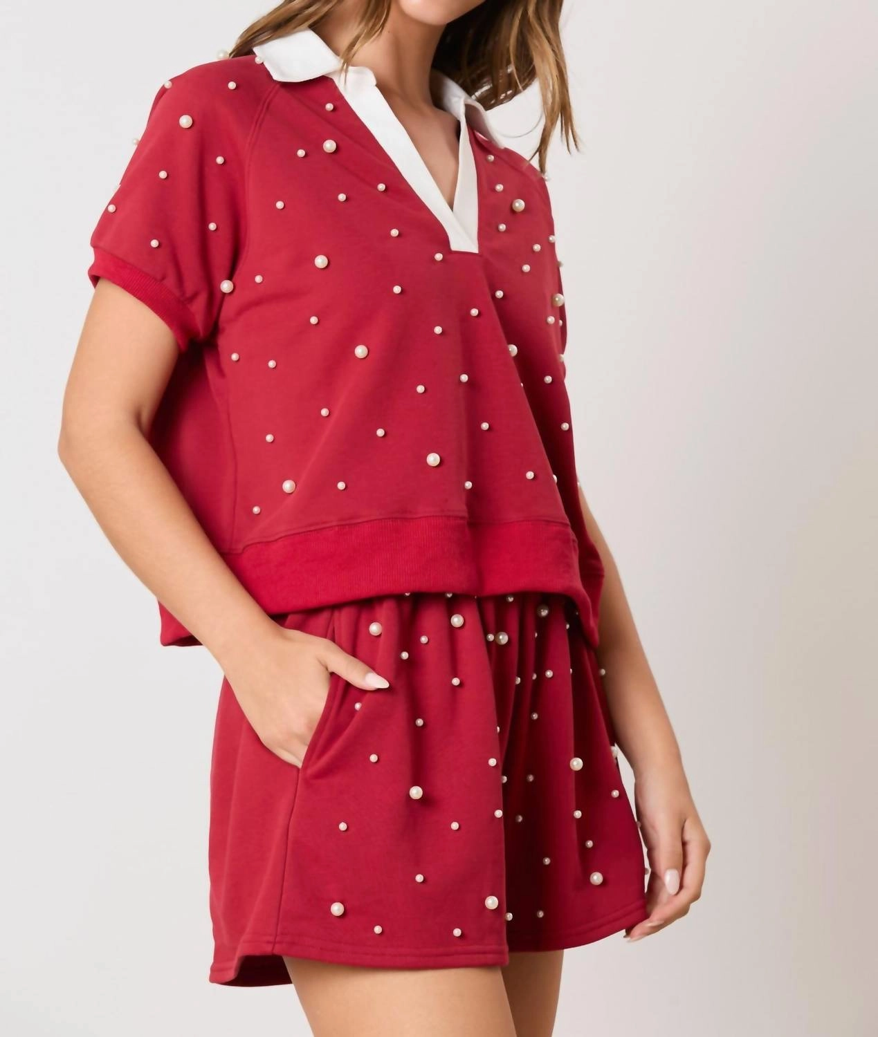 Pearl Embellished Shorts Set In Red