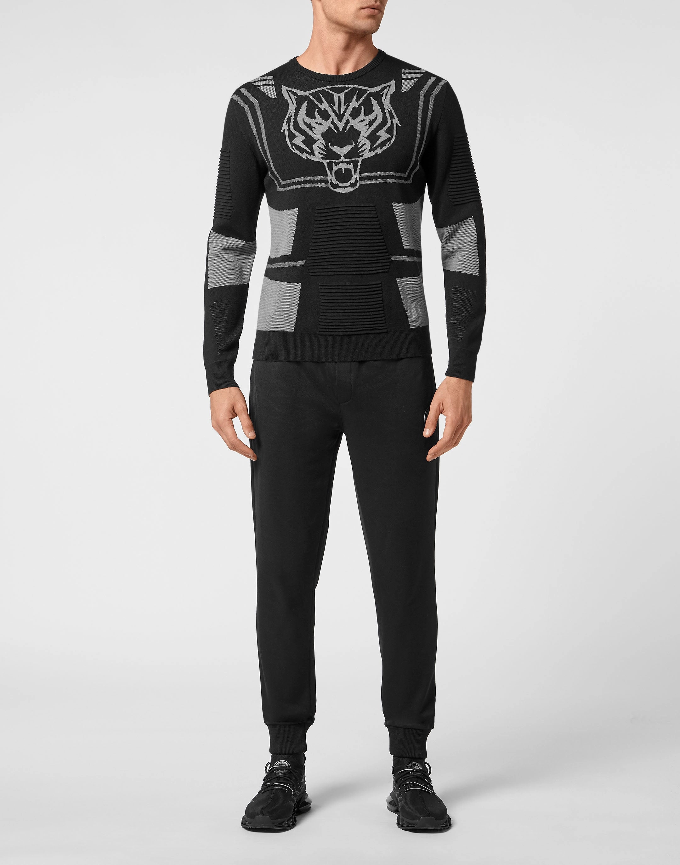 Pullover Round Neck LS