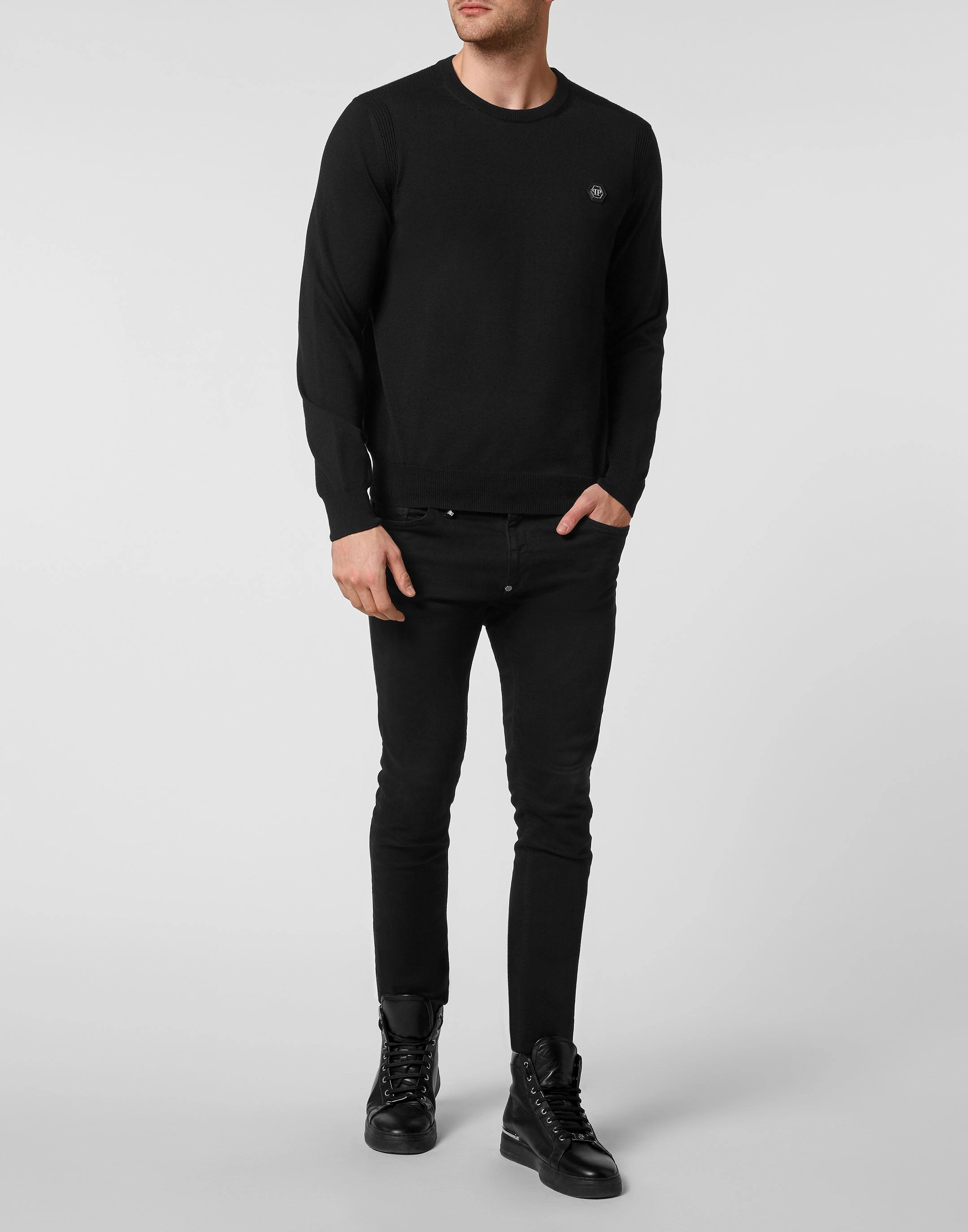 Pullover Round Neck LS