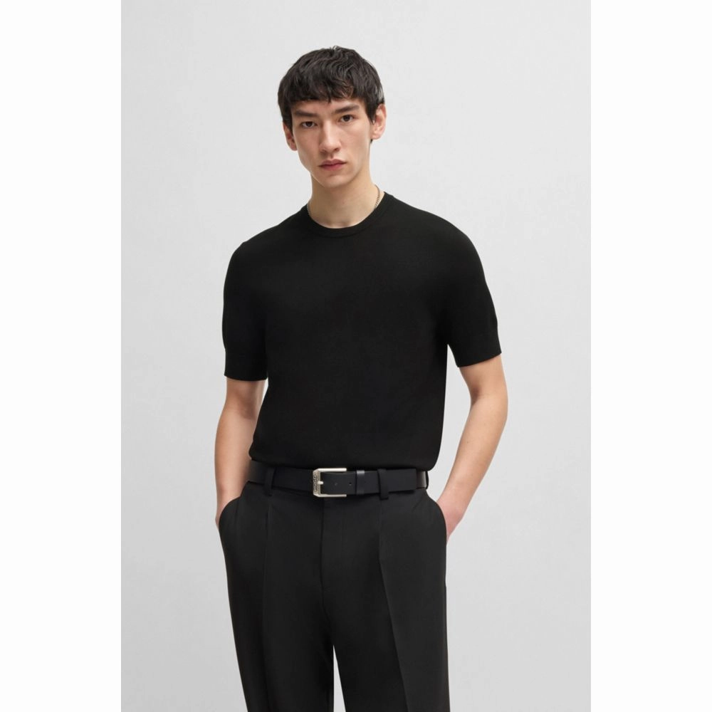 Regular-fit knitted sweater with short sleeves