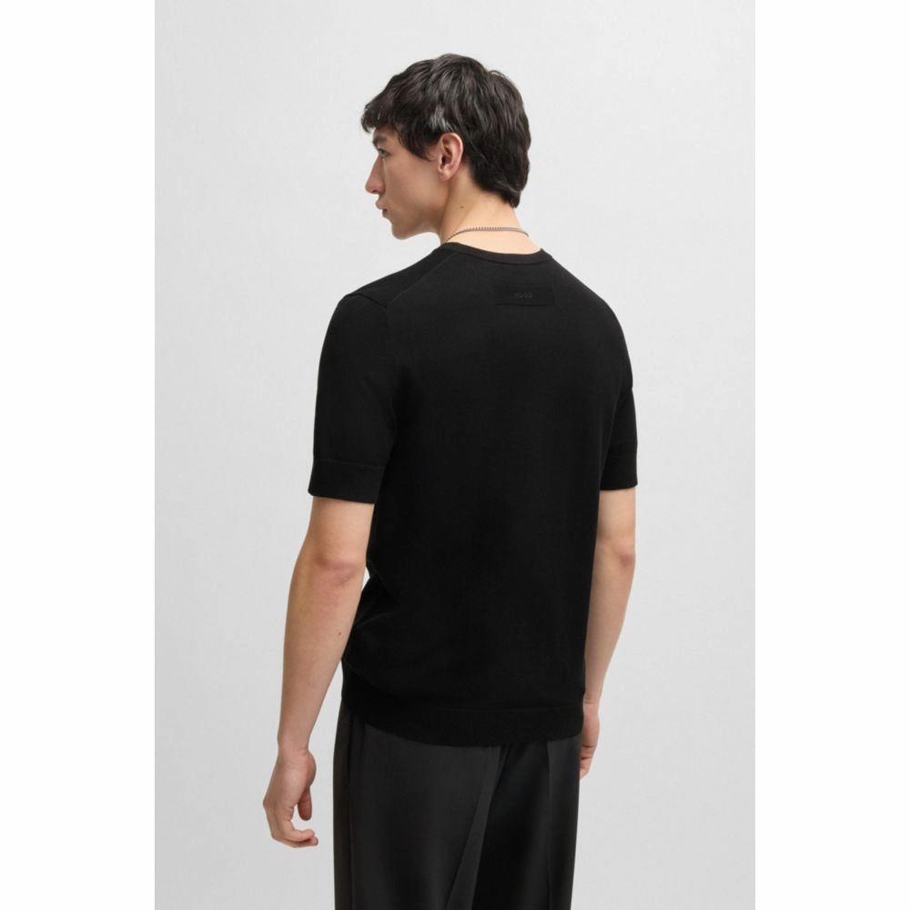 Regular-fit knitted sweater with short sleeves
