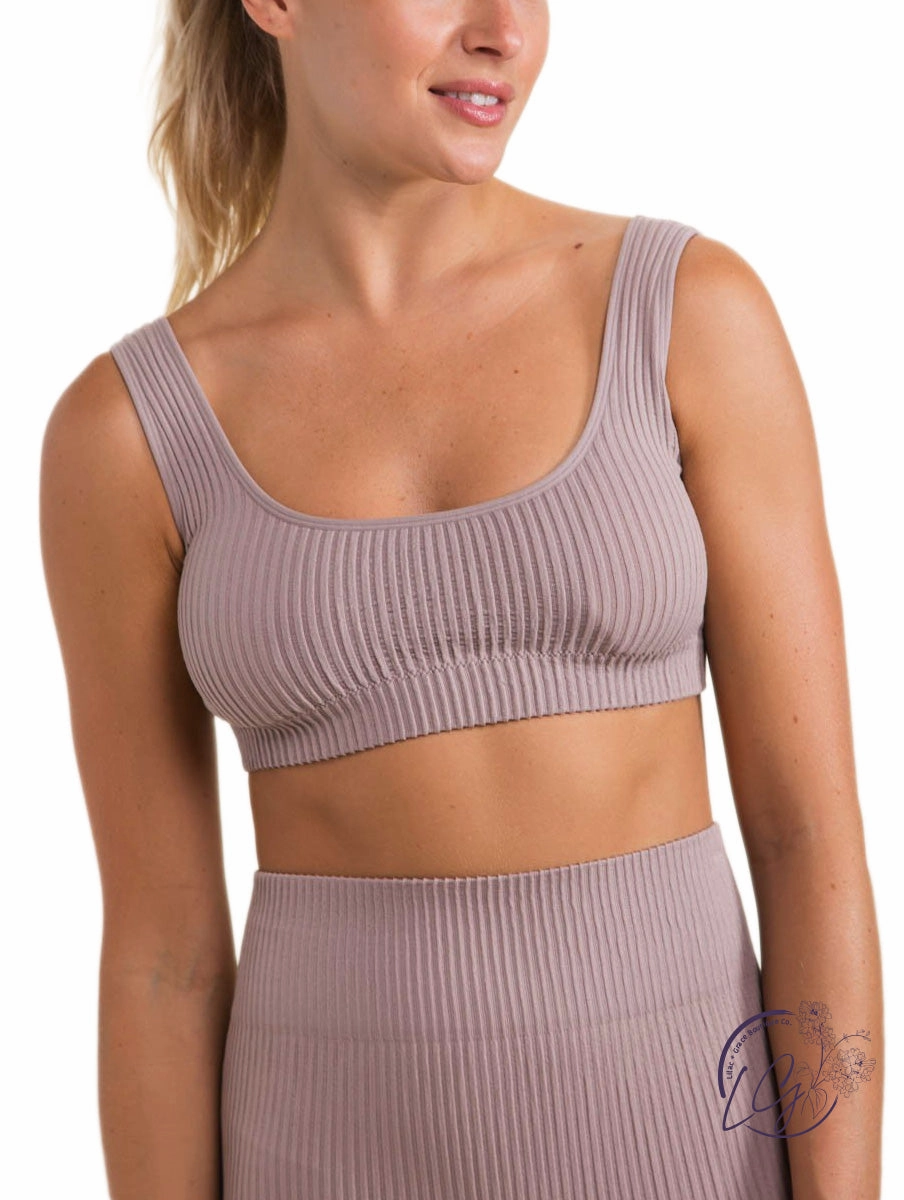 Ribbed Seamless Sports Bra