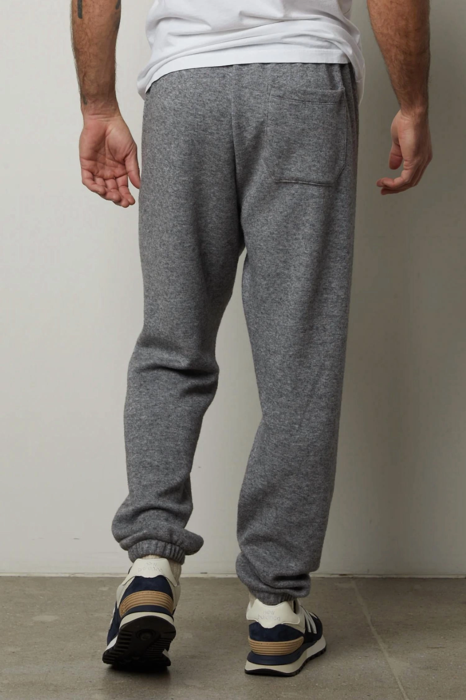 Salinger Sweatpant In Heather Grey
